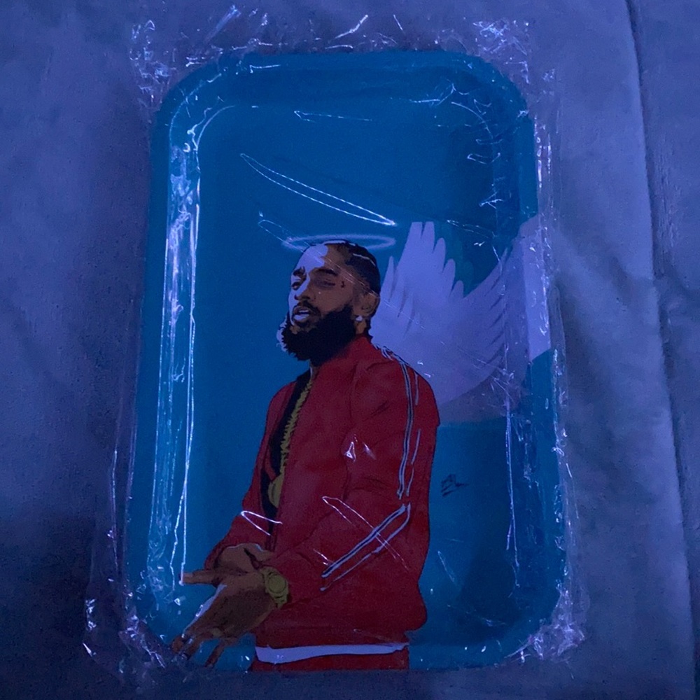 Nipsey Rolling Tray